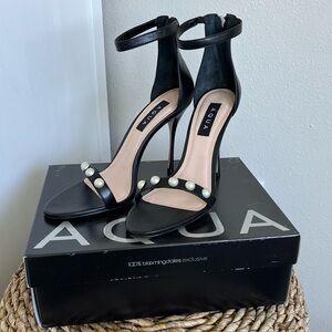 NWT Aqua Deluxe Nappa heels